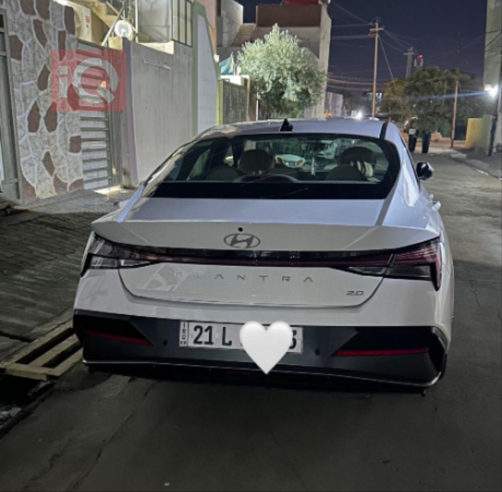 هیوندای ئەلەنترا